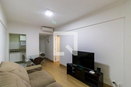 Sala de apartamento para alugar com 1 quarto, 47m² em Centro, Campinas