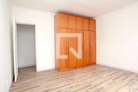 Quarto 1 de apartamento para alugar com 2 quartos, 92m² em Rio Branco, Porto Alegre