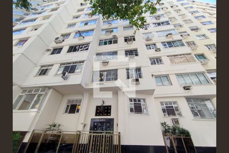 Apartamento à venda com 110m², 2 quartos e sem vagaFachada