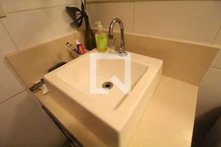 Apartamento à venda com 224m², 4 quartos e 2 vagasBanheiro da Suíte 2