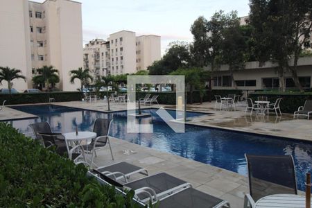 Apartamento à venda com 224m², 4 quartos e 2 vagasÁrea comum - Piscina