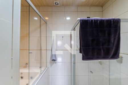 Casa à venda com 175m², 4 quartos e 2 vagasBanheiro da Suíte