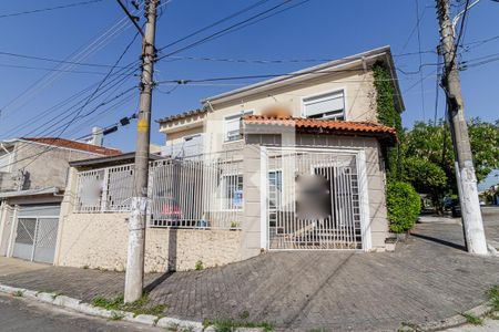 Casa à venda com 175m², 4 quartos e 2 vagasFachada
