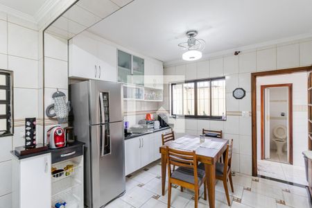 Casa à venda com 175m², 4 quartos e 2 vagasCozinha