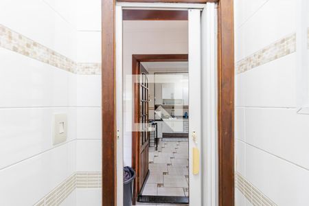 Casa à venda com 175m², 4 quartos e 2 vagasBanheiro de serviço