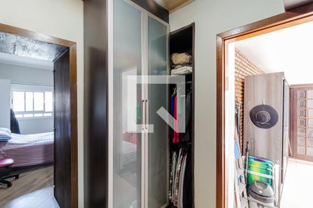 Casa à venda com 175m², 4 quartos e 2 vagasCloset da suíte