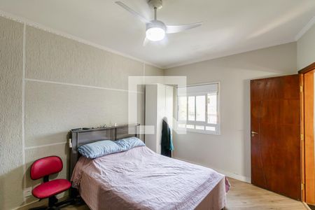 Casa à venda com 175m², 4 quartos e 2 vagasSuíte