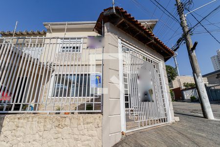Casa à venda com 175m², 4 quartos e 2 vagasFachada
