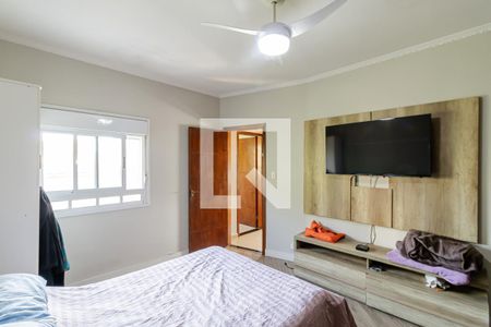 Casa à venda com 175m², 4 quartos e 2 vagasSuíte