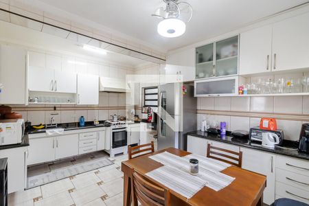 Casa à venda com 175m², 4 quartos e 2 vagasCozinha