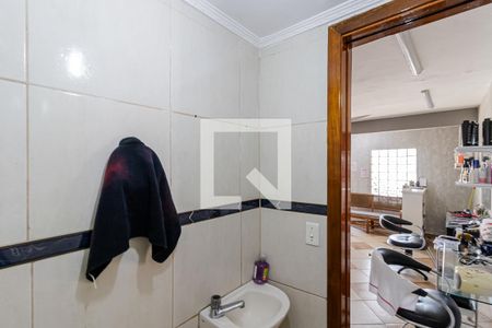 Casa à venda com 175m², 4 quartos e 2 vagasBanheiro do Salão