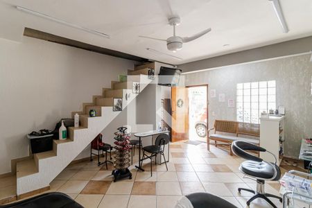 Casa à venda com 175m², 4 quartos e 2 vagasSalão