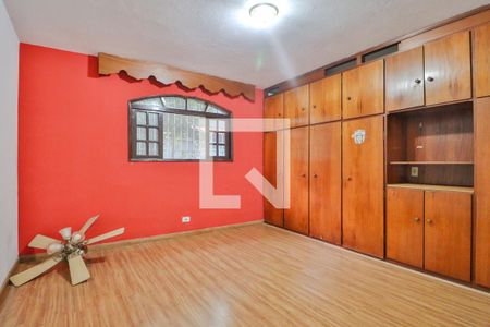 Quarto 1 de casa para alugar com 2 quartos, 60m² em Vila Marari, São Paulo