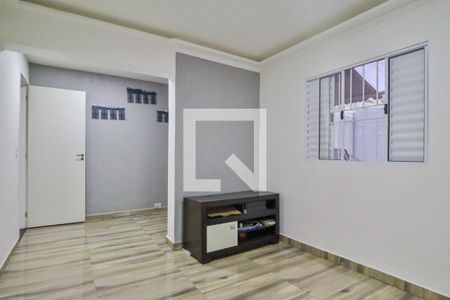 Quarto 2 de casa para alugar com 2 quartos, 60m² em Vila Marari, São Paulo