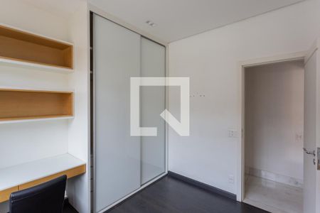 Quarto 1 de apartamento à venda com 3 quartos, 80m² em Santo Antônio, Belo Horizonte