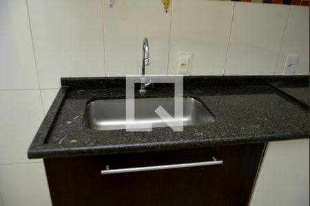 Casa de condomínio para alugar com 99m², 2 quartos e 1 vagaCozinha - Torneira