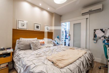 Quarto1 de apartamento à venda com 2 quartos, 85m² em Laranjeiras, Rio de Janeiro