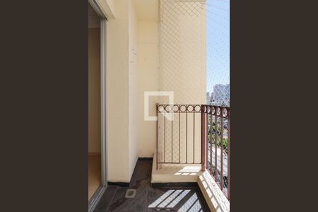 Apartamento à venda com 80m², 3 quartos e 2 vagas Apartamento à venda com 80m², 3 quartos e 2 vagasVaranda