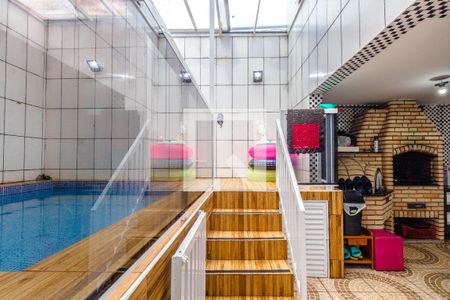 Casa para alugar com 250m², 3 quartos e 8 vagasPiscina 