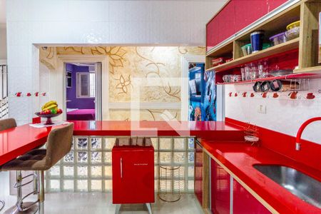 Casa para alugar com 250m², 3 quartos e 8 vagasCozinha