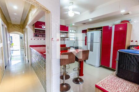 Casa para alugar com 250m², 3 quartos e 8 vagasCozinha