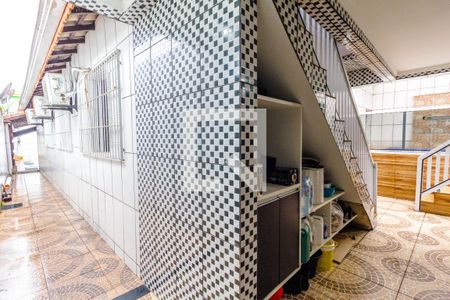 Casa para alugar com 250m², 3 quartos e 8 vagasQuintal