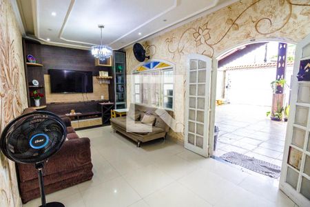 Sala de casa para alugar com 3 quartos, 250m² em Mirim, Praia Grande