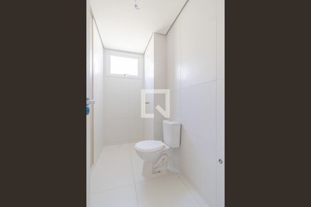 Banheiro de apartamento para alugar com 1 quarto, 50m² em Bom Jesus, Porto Alegre