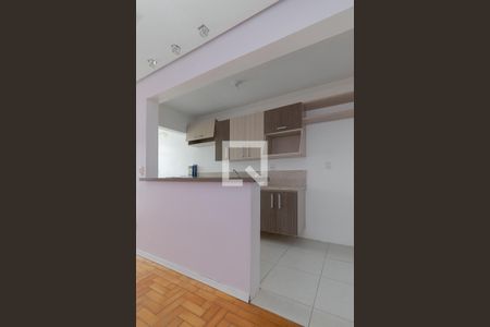 Cozinha de apartamento para alugar com 1 quarto, 54m² em Auxiliadora, Porto Alegre