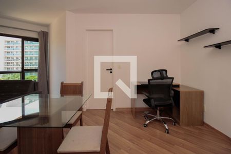 Sala de apartamento para alugar com 1 quarto, 56m² em Pinheiros, São Paulo