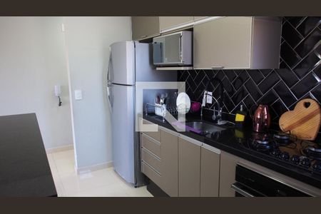 Cozinha e Área de Serviço de apartamento à venda com 3 quartos, 72m² em Vila Santa Maria, Jundiaí