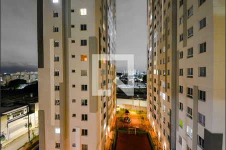 Vista da Sala de apartamento para alugar com 2 quartos, 34m² em Vila das Bandeiras, Guarulhos