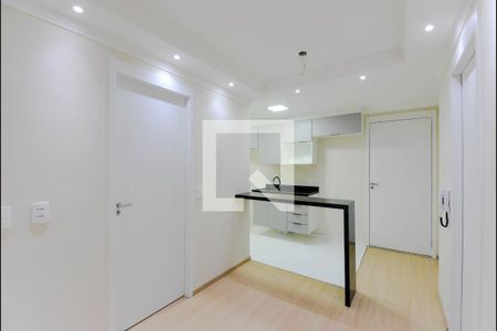 Sala de apartamento para alugar com 2 quartos, 34m² em Vila das Bandeiras, Guarulhos