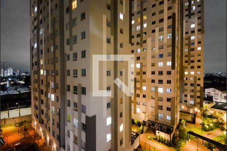 Vista da Sala de apartamento para alugar com 2 quartos, 34m² em Vila das Bandeiras, Guarulhos
