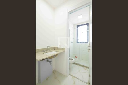 Apartamento para alugar com 78m², 2 quartos e 1 vaga Apartamento para alugar com 78m², 2 quartos e 1 vagaBanheiro da Suíte