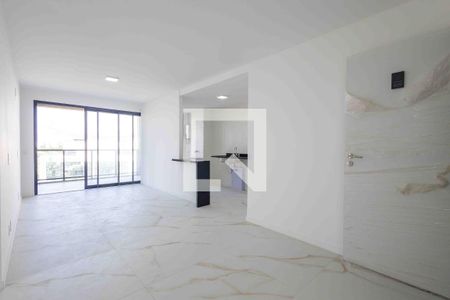Sala de apartamento para alugar com 2 quartos, 78m² em Barra da Tijuca, Rio de Janeiro