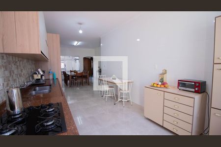 Casa para alugar com 480m², 4 quartos e 4 vagasCozinha