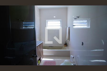 Casa para alugar com 480m², 4 quartos e 4 vagasBanheiro da Suíte 3