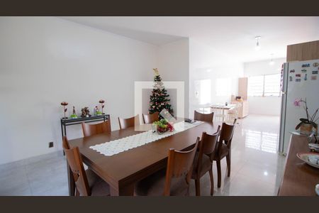 Casa para alugar com 480m², 4 quartos e 4 vagasCopa