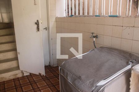 Casa à venda com 140m², 3 quartos e 2 vagasÁrea de Serviço