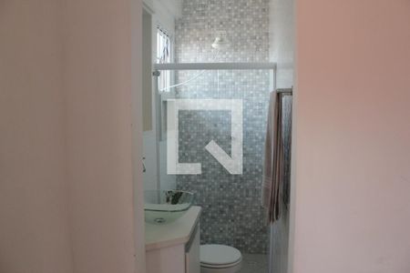 Casa à venda com 140m², 3 quartos e 2 vagasBanheiro da Suíte 2