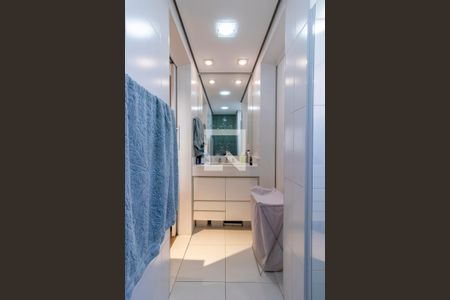 Apartamento à venda com 110m², 3 quartos e 2 vagasBanheiro Social