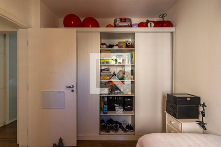 Apartamento à venda com 110m², 3 quartos e 2 vagasQuarto 2