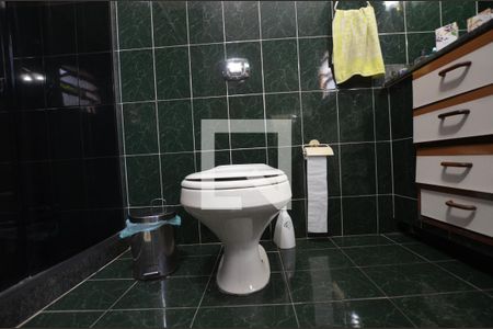 Casa à venda com 120m², 2 quartos e 1 vagaBanheiro