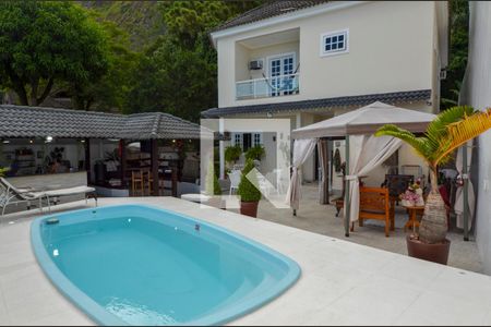 Casa de condomínio à venda com 450m², 5 quartos e 1 vagaÁrea externa