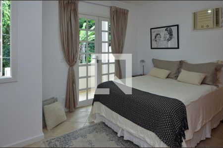 Casa de condomínio à venda com 450m², 5 quartos e 1 vagaQuarto 2