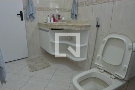 Casa de condomínio à venda com 450m², 5 quartos e 1 vagaBanheiro da suíte 2