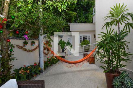 Casa de condomínio à venda com 450m², 5 quartos e 1 vagaÁrea externa