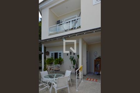 Casa de condomínio à venda com 450m², 5 quartos e 1 vagaÁrea externa