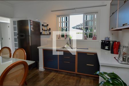 Casa de condomínio à venda com 450m², 5 quartos e 1 vagaCozinha